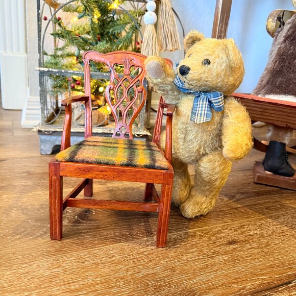 Vintage Mohair Teddy Bear with Wood Chair - Picture 7 of 16